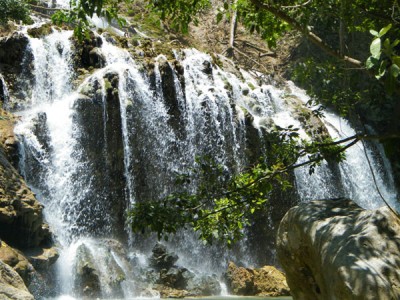 Laipopu Waterfall